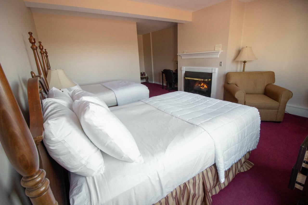 The Lucerne Inn Dedham Eksteriør billede